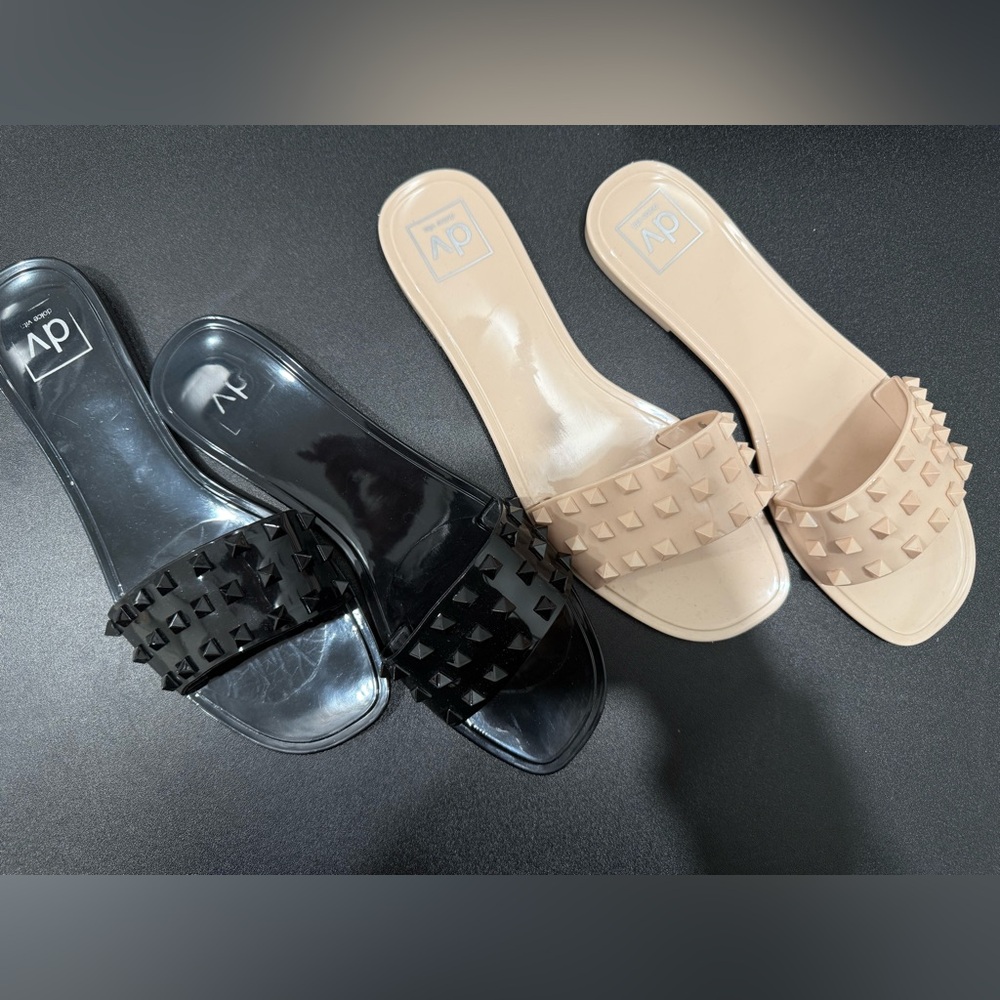 DV by Dolce Vita Women's Rubber Studded Slide Sandals